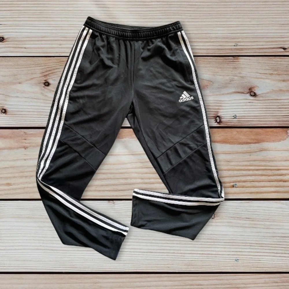 Adidas Youth Jogger Pants Dark Grey w/ Three Stripe Size M